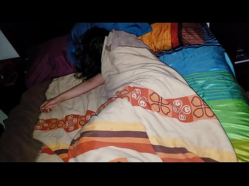 ❤️ Stiefsohn beschimpft seine junge Stiefmutter, während sie schläft. ☑ Homemade porn bei uns de.sex78.ru ☑